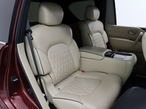 Used 2021 INFINITI QX80 Sensory w/ Cargo Package image 31