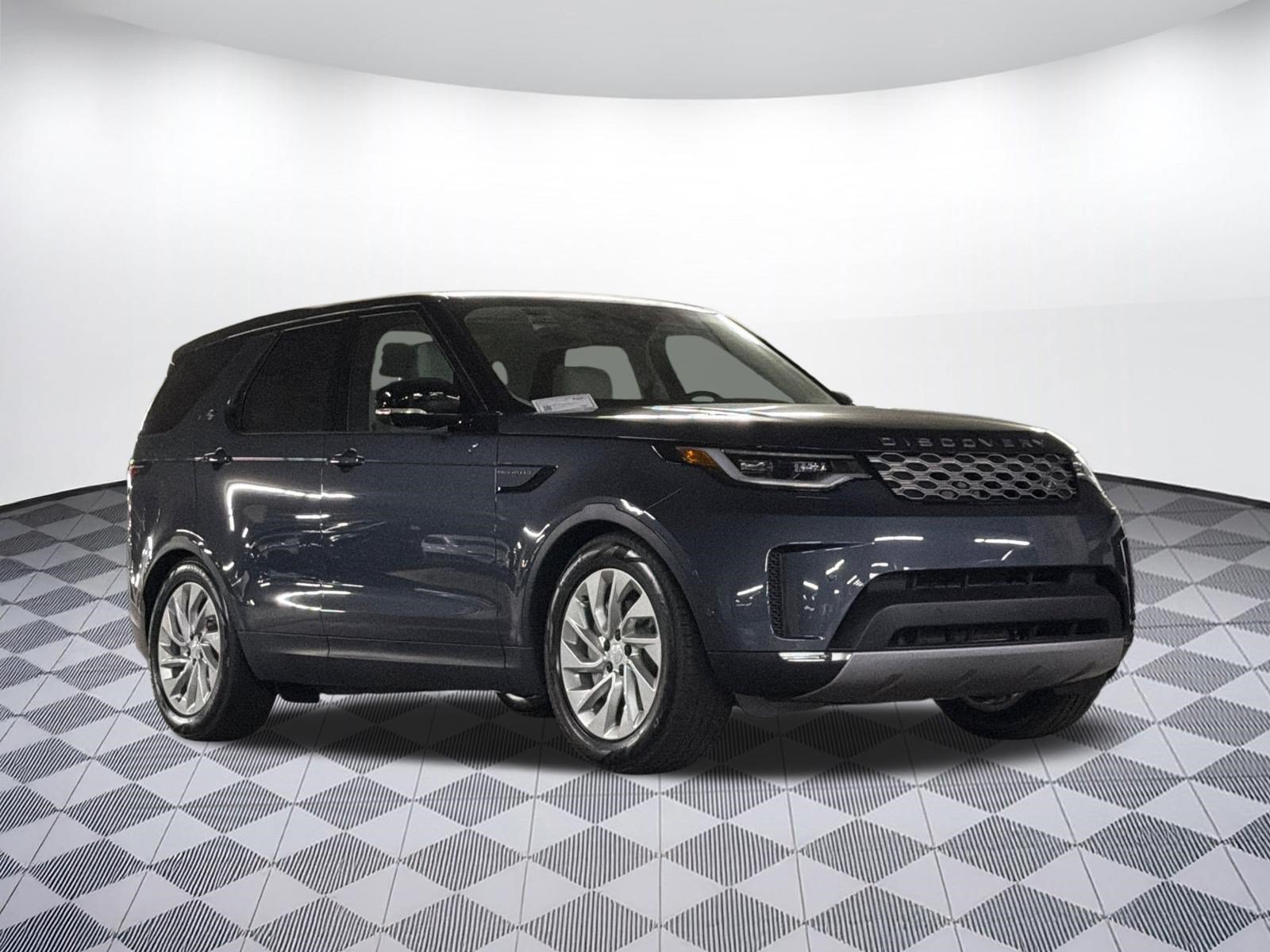New 2026 Land Rover Discovery S AWD/4WD image 6