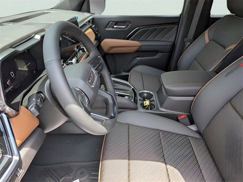 New 2026 GMC Canyon AT4 w/ Technology Plus Package image 7