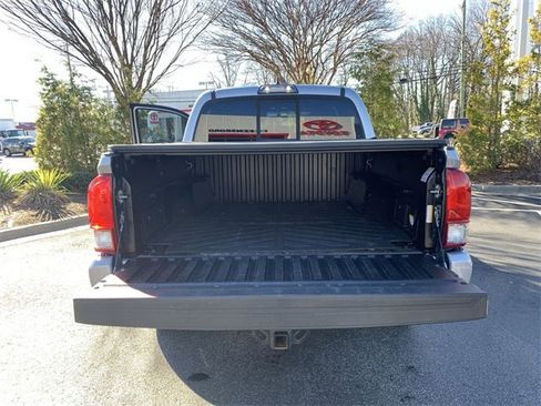 Certified 2016 Toyota Tacoma TRD Sport image 30