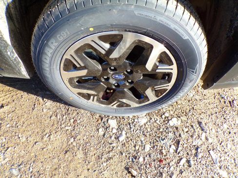 Certified 2025 Subaru Forester Premium image 10