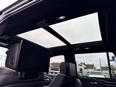 Used 2024 Cadillac Escalade V image 22