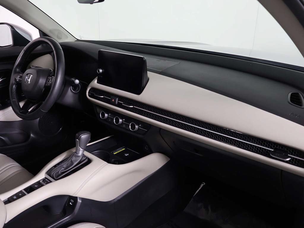Certified 2025 Honda HR-V EX-L image 28