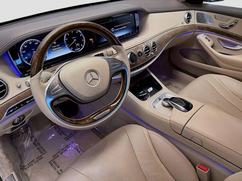 Used 2015 Mercedes-Benz S 550 Sedan image 7