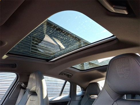 New 2026 Porsche Panamera 4 image 17