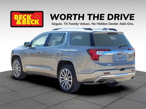 Used 2022 GMC Acadia Denali w/ Denali Ultimate Package image 7