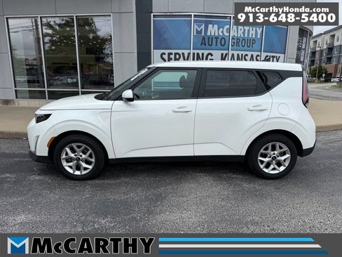 Used 2023 Kia Soul LX w/ Option Group 015 FWD image 14