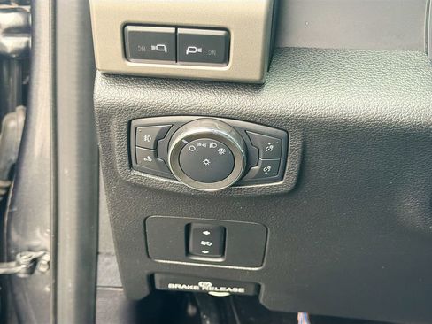 Used 2020 Ford F250 Lariat image 34