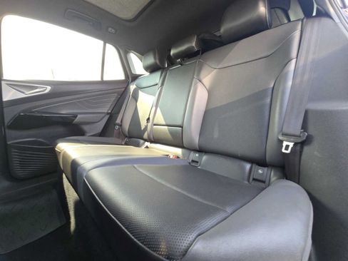 Used 2023 Volkswagen ID.4 S RWD image 17