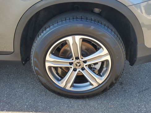 Used 2018 Mercedes-Benz GLC 300 image 5