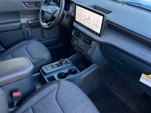 New 2025 Ford Maverick XLT w/ XLT Luxury Package image 14