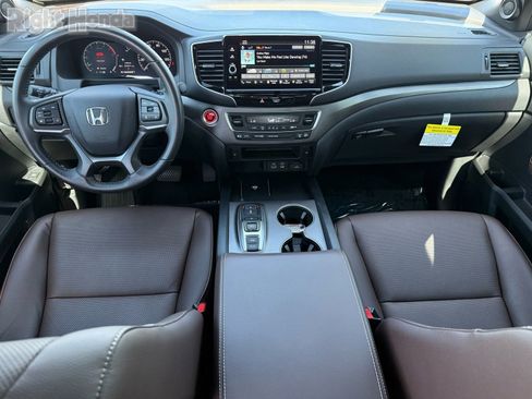 Certified 2025 Honda Ridgeline RTL image 28