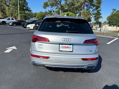 Used 2023 Audi Q5 2.0T Premium w/ Convenience Package AWD/4WD image 5