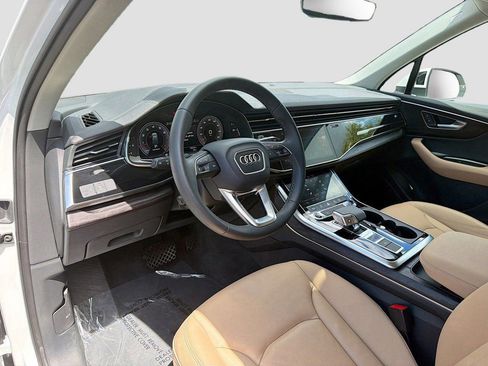Used 2025 Audi Q7 3.0T Premium image 29