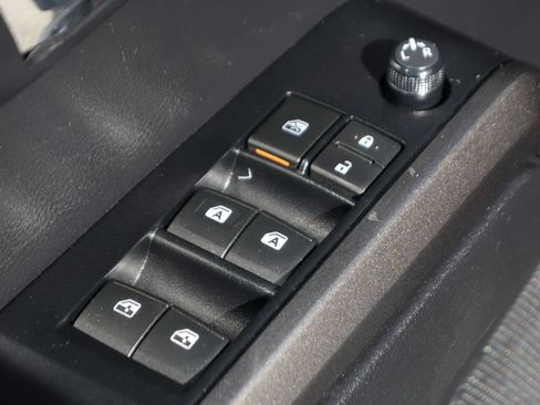 Used 2021 Toyota Tacoma TRD Off-Road w/ Technology Package AWD/4WD image 16