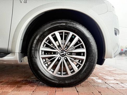 Used 2021 Nissan Armada SL w/ Captain's Chairs Package image 15