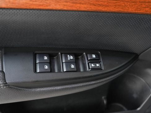 Used 2013 Subaru Outback 2.5i Limited AWD/4WD image 19