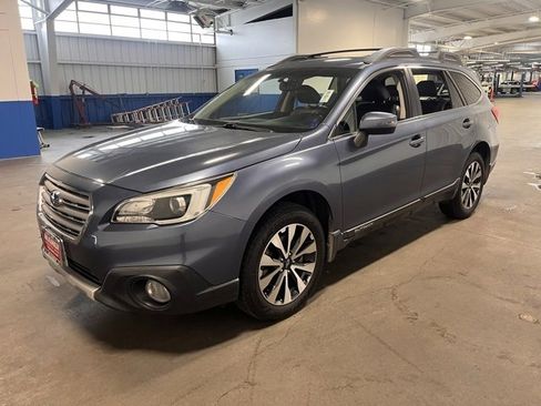 Used 2015 Subaru Outback 2.5i Limited w/ Popular Package #4 image 7