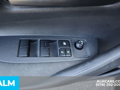 Used 2025 Toyota Corolla LE image 16