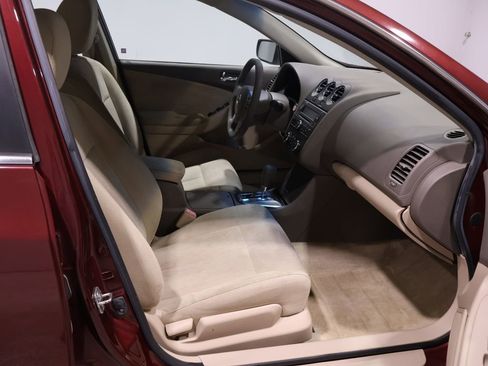 Used 2011 Nissan Altima 2.5 S image 22