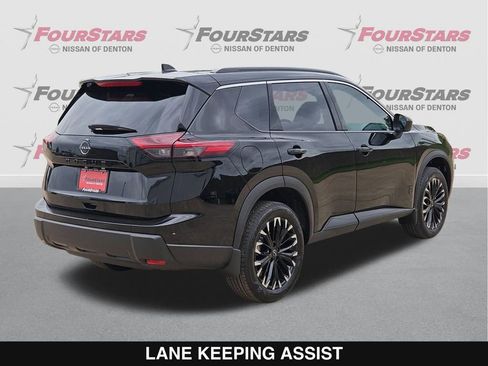 New 2026 Nissan Rogue SV FWD image 4