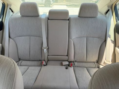 Used 2013 Subaru Legacy 2.5i Premium w/ All-Weather Pkg AWD/4WD image 27