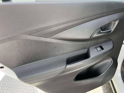 New 2026 Buick Envista Avenir FWD image 16