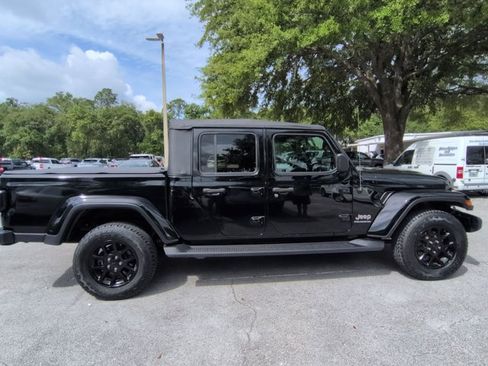 Used 2023 Jeep Gladiator Overland AWD/4WD image 4