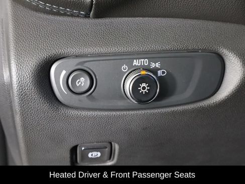 Used 2021 Chevrolet Blazer LT FWD image 22