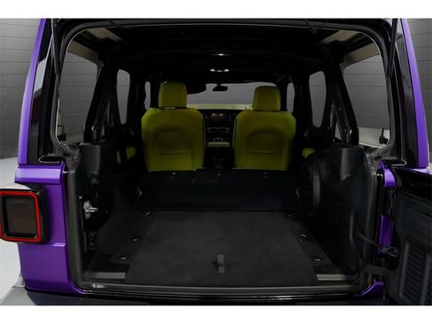 Used 2019 Jeep Wrangler Unlimited Sahara image 70