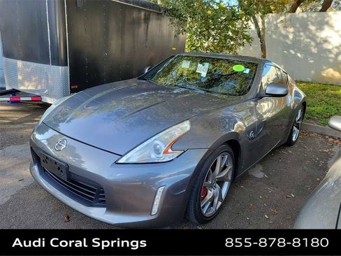 Used 2013 Nissan 370Z Touring w/ Sport Pkg image 3