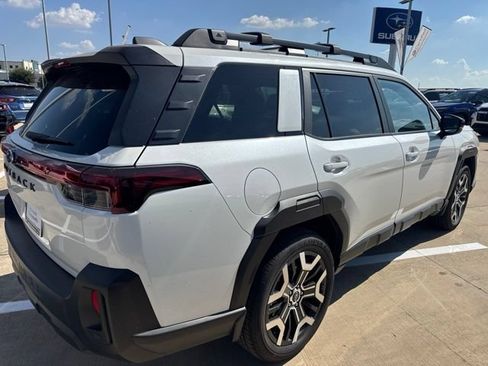 Used 2026 Subaru Outback Touring XT AWD/4WD image 2