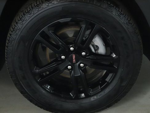 Used 2023 GMC Terrain AT4 w/ Tech Package image 10