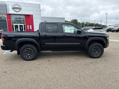 New 2026 Nissan Frontier PRO-4X w/ Pro Premium Package AWD/4WD image 8