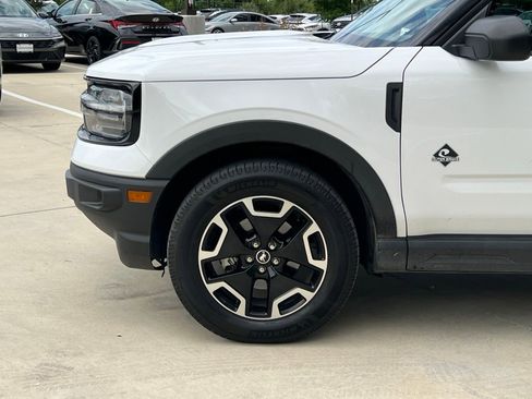 Used 2022 Ford Bronco Sport Outer Banks w/ Tech Package AWD/4WD image 8