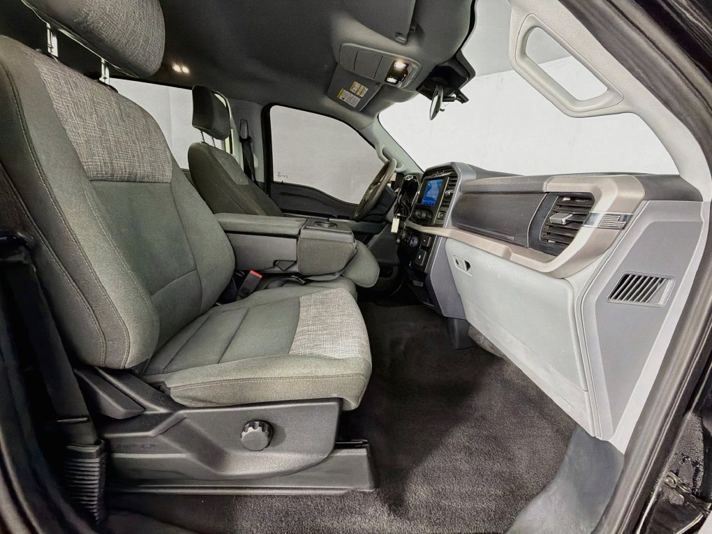 Used 2023 Ford F150 XLT RWD image 30