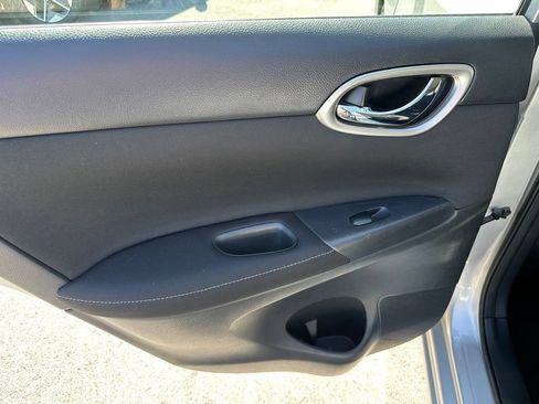 Used 2015 Nissan Sentra S FWD image 9