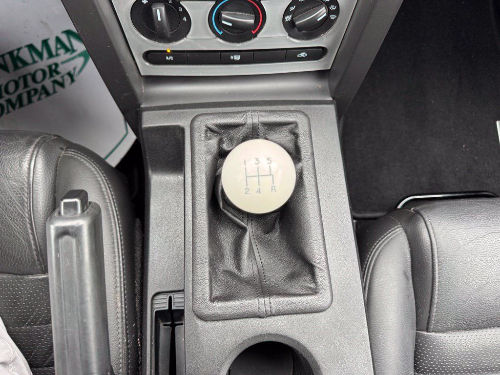Used 2007 Ford Mustang GT Premium RWD image 11