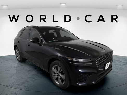 Used 2025 Genesis GV70 3.5T Sport AWD/4WD image 1