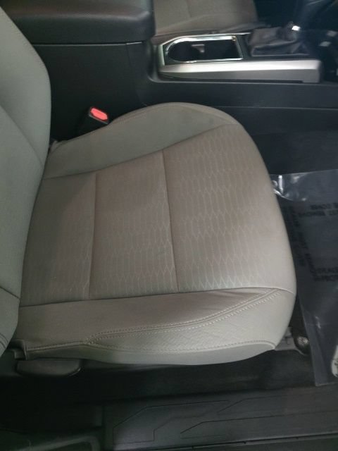 Used 2016 Toyota Tacoma SR5 RWD image 11