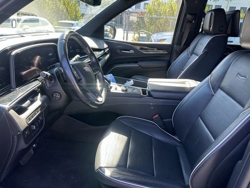 Used 2023 Cadillac Escalade Sport image 18