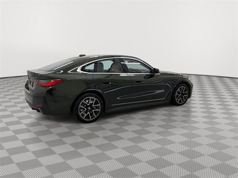 Used 2023 BMW i4 eDrive40 w/ Premium Package image 11