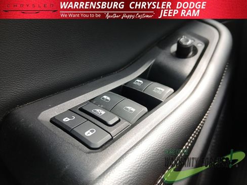 Used 2024 Jeep Grand Cherokee Limited 4xe AWD/4WD image 31