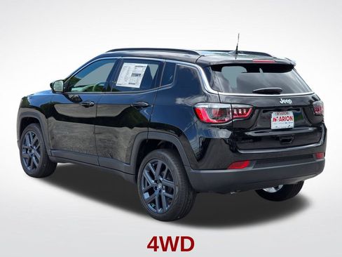 New 2026 Jeep Compass Latitude AWD/4WD image 18