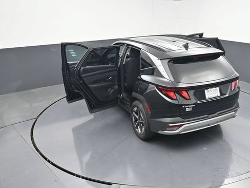 Used 2025 Hyundai Tucson SEL FWD image 43