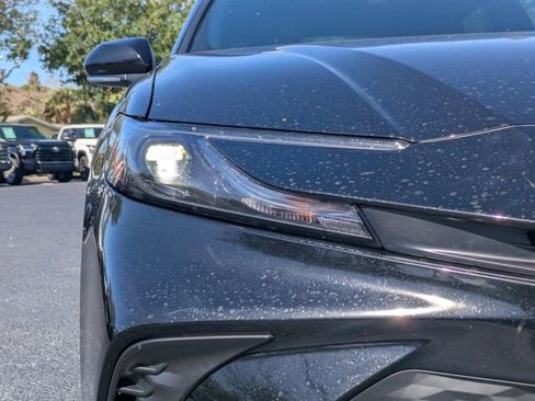 Used 2025 Toyota Camry SE image 10