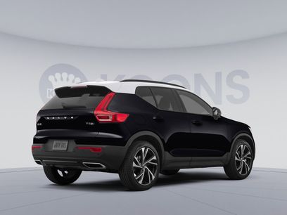 Used 2023 Volvo XC40 B5 Plus w/ Protection Package Premier