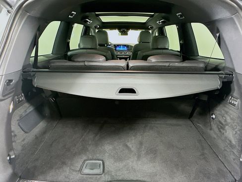 Used 2026 Mercedes-Benz GLS 580 4MATIC image 35