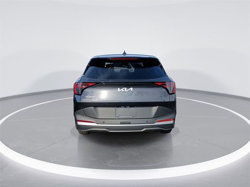New 2026 Kia Sportage LX image 7