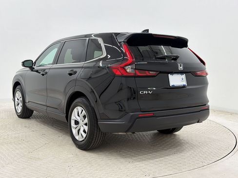 Used 2025 Honda CR-V LX image 3